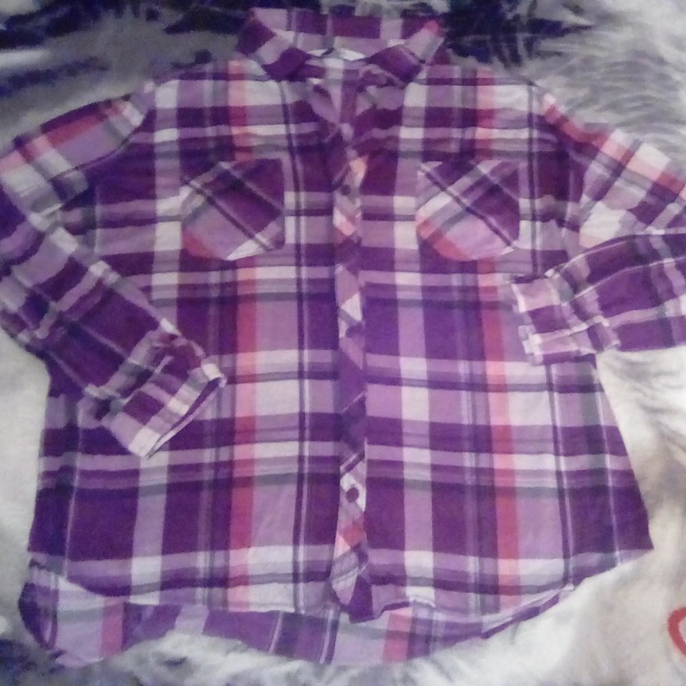 4/ $20 NorthWest Indigo M flannel comfy